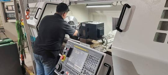 Torno CNC CKE 6150Z 1500